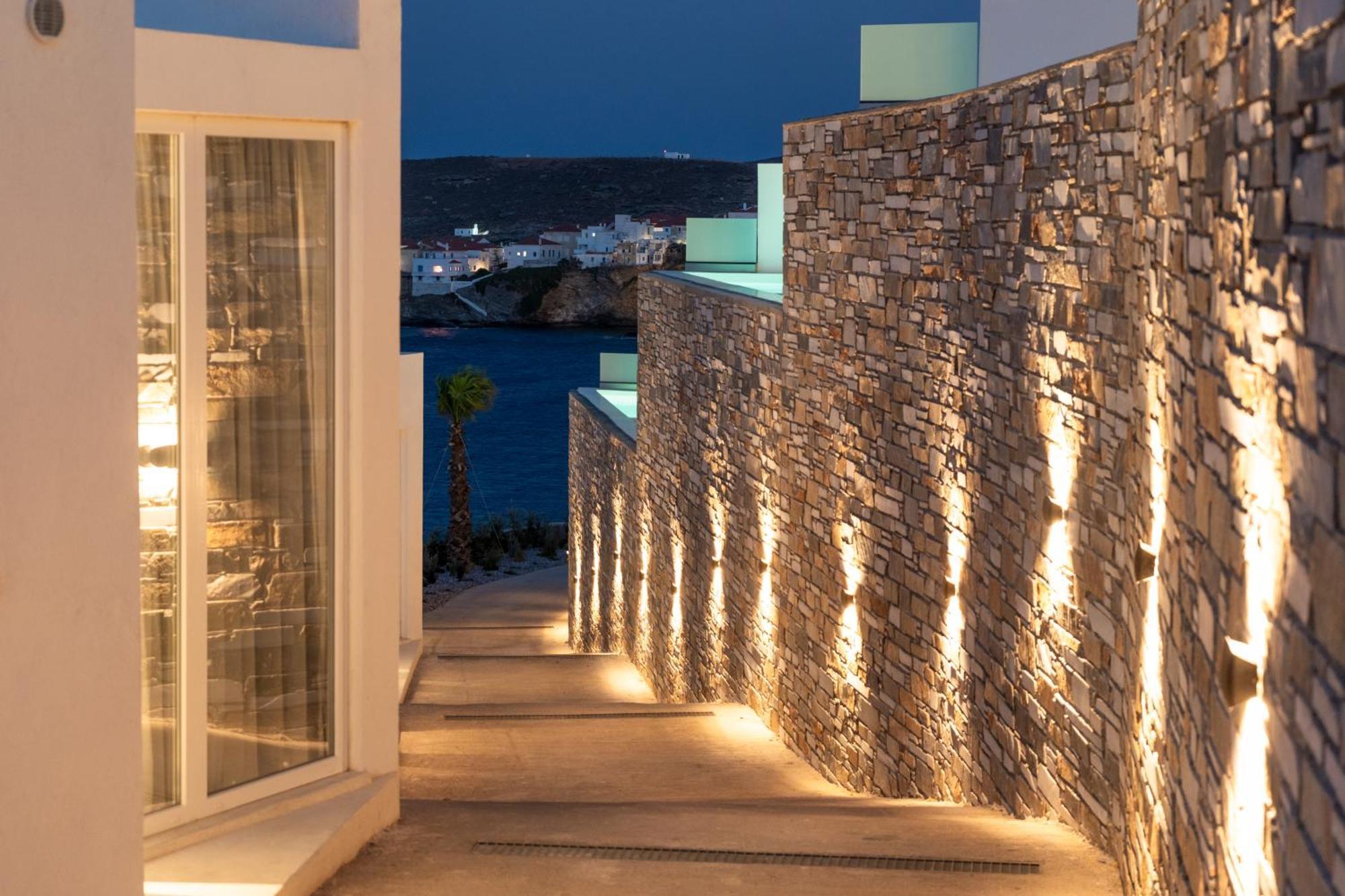 Golden Vista, Beachfront Suites By Explore Andros エクステリア 写真