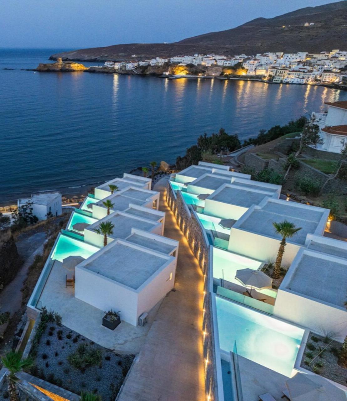 Golden Vista, Beachfront Suites By Explore Andros エクステリア 写真
